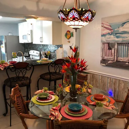 2 Bedroom , 2 Bath , Villa Oldsmar Exterior photo