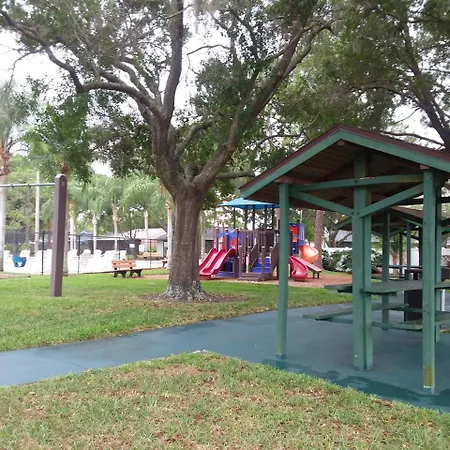 2 Bedroom , 2 Bath , Villa Oldsmar Exterior photo