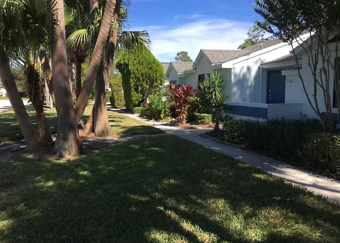 2 Bedroom , 2 Bath , Villa